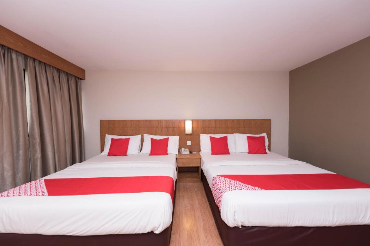 Oyo 89421 Pp Island Hotel Джорджтаун Экстерьер фото