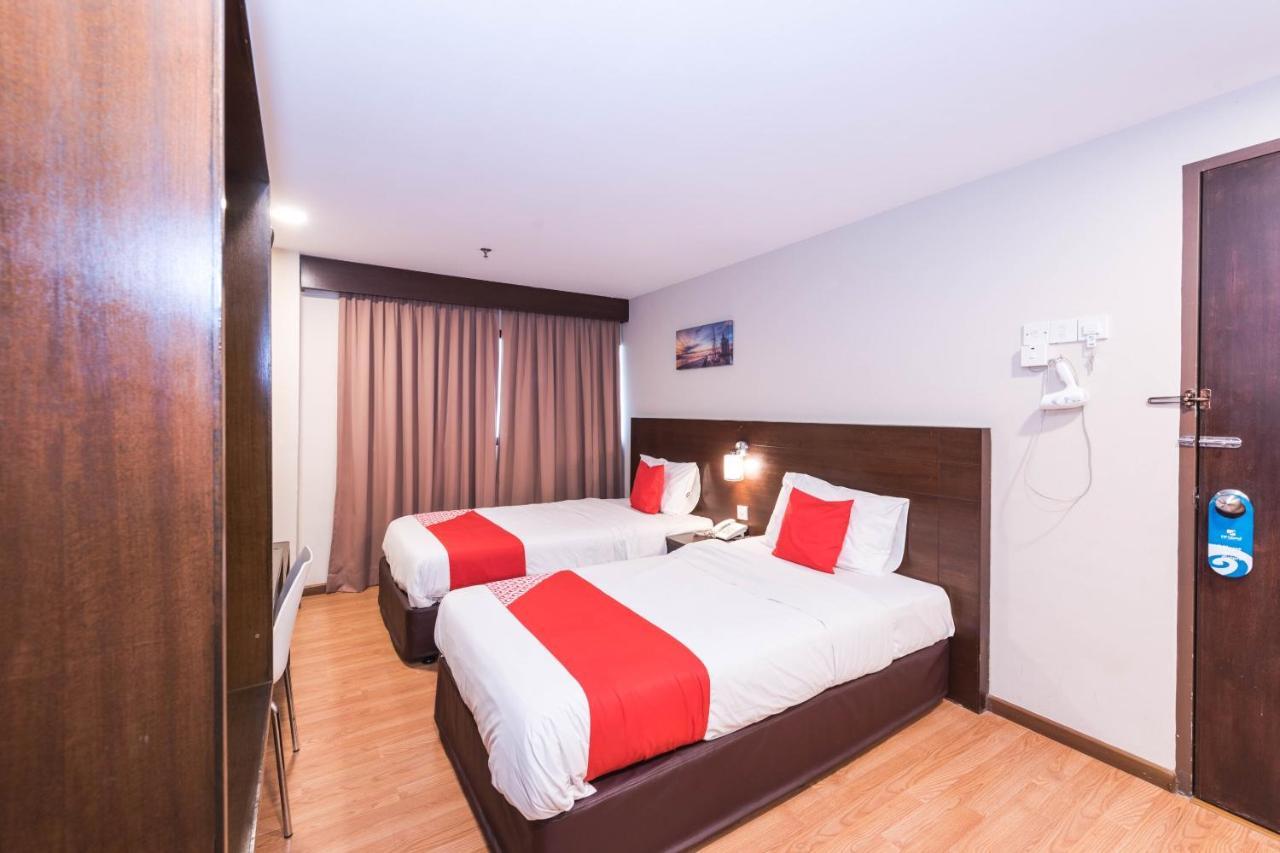 Oyo 89421 Pp Island Hotel Джорджтаун Экстерьер фото